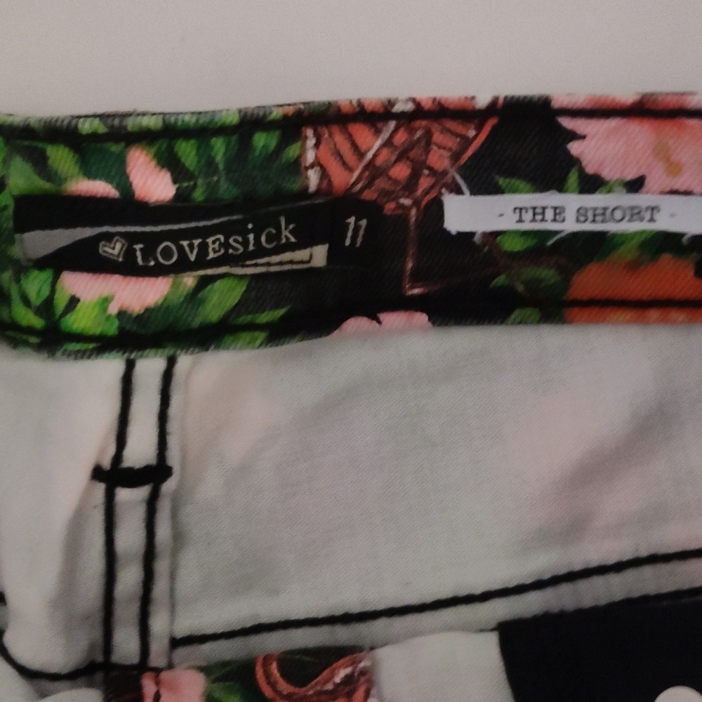 Lovesick Skeleton Flamingo Floral Shorts SummerJungle Women's Size 11 Hot Topic - Picture 6 of 8